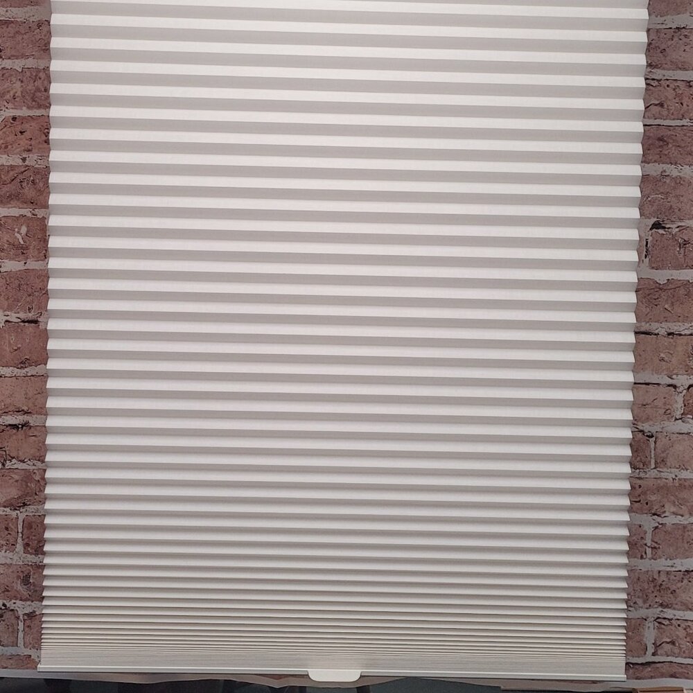 Hunter Douglas Duette Honeycomb Shade 30x84